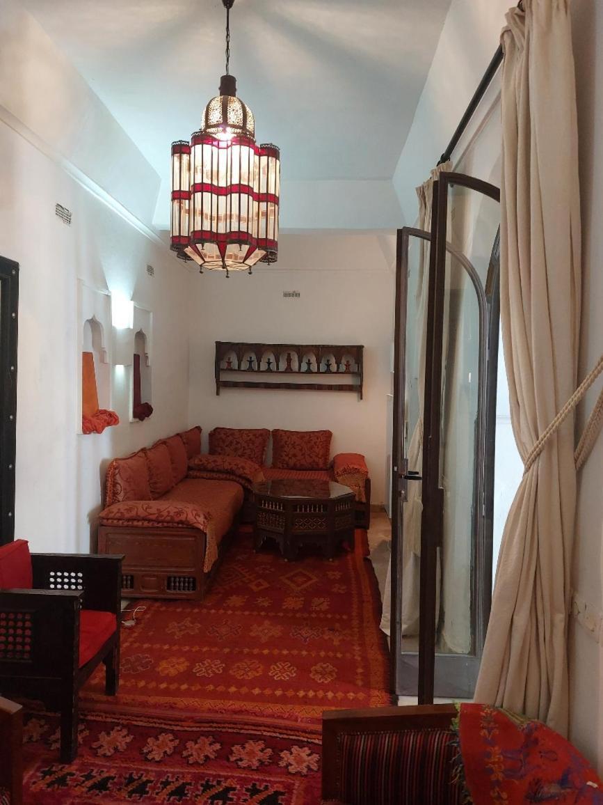 Riad Dar Lalla Fatna Marrakesh Bagian luar foto