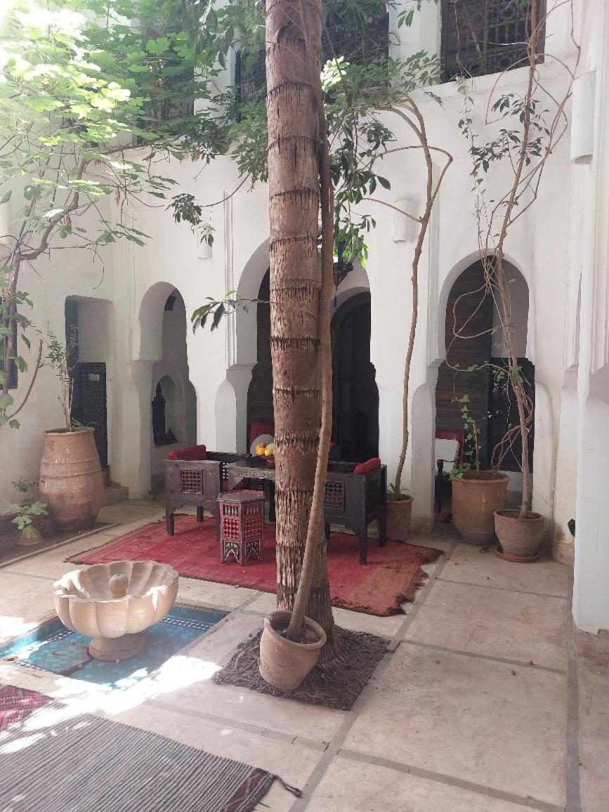 Riad Dar Lalla Fatna Marrakesh Bagian luar foto