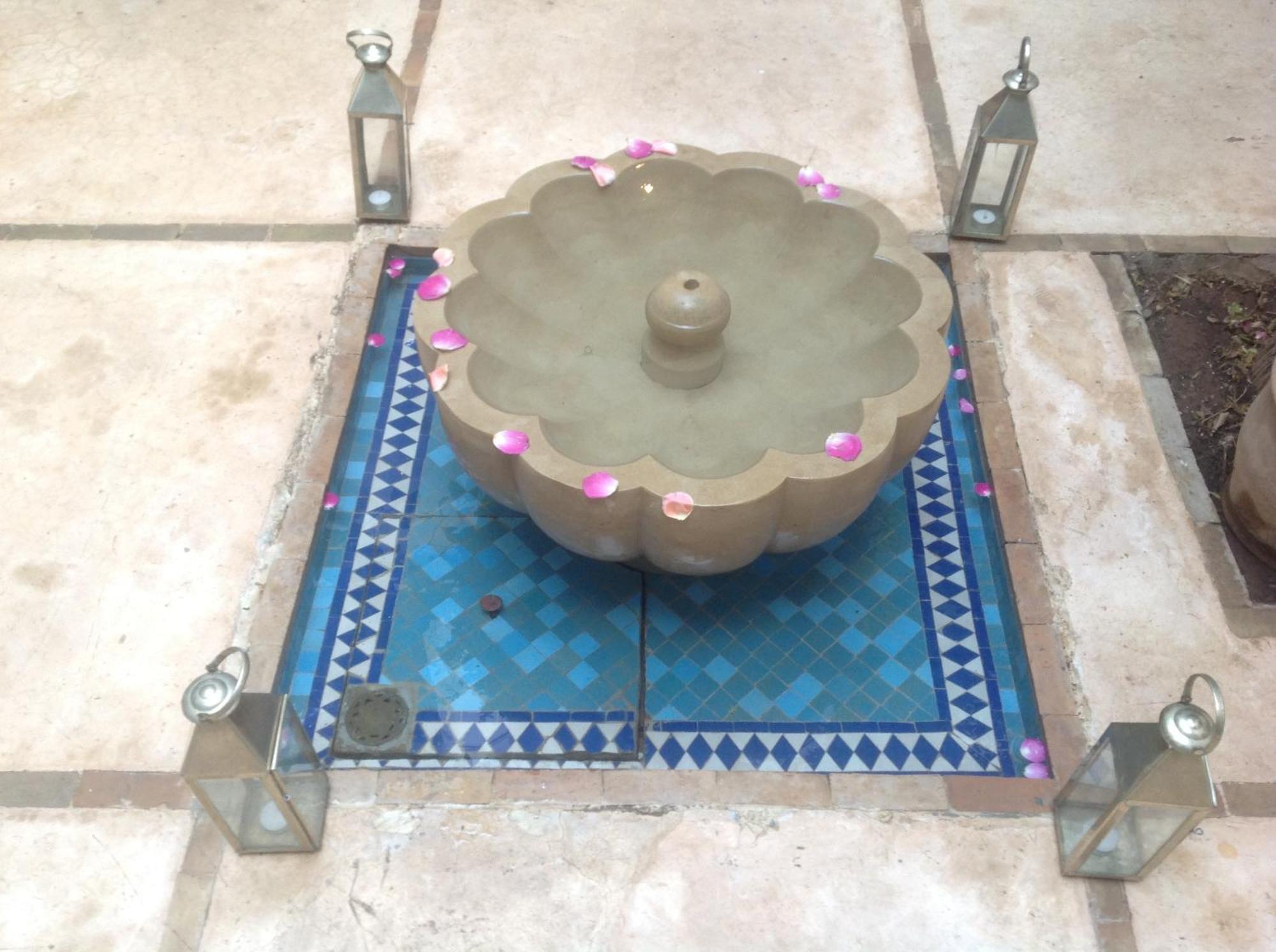 Riad Dar Lalla Fatna Marrakesh Bagian luar foto
